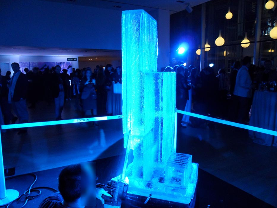 Escultor de hielo - Talla Edificio